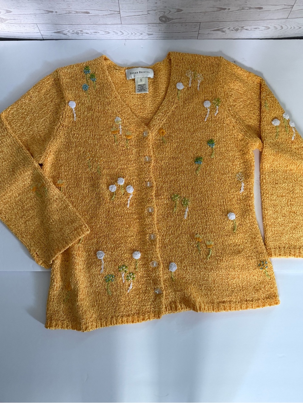Vintage Susan Bristol Embroidered Floral Knit Cardigan Sweater Marigold Small